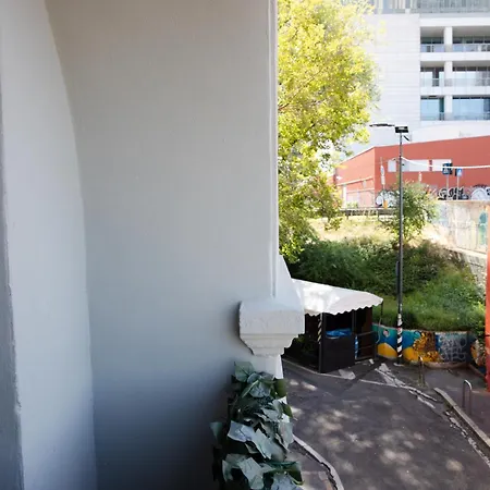 Bright 2-room For Friends And Relatives Daire *