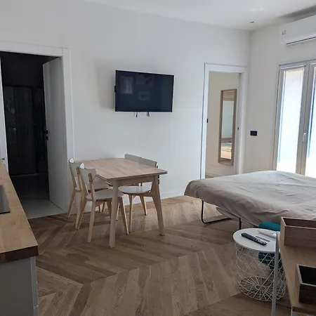 Bright 2-room For Friends And Relatives Mediolan