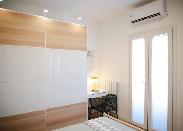 Bright 2-room For Friends And Relatives Apartament