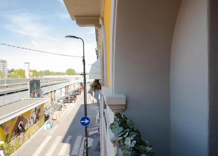 Bright 2-room For Friends And Relatives Apartament Mediolan